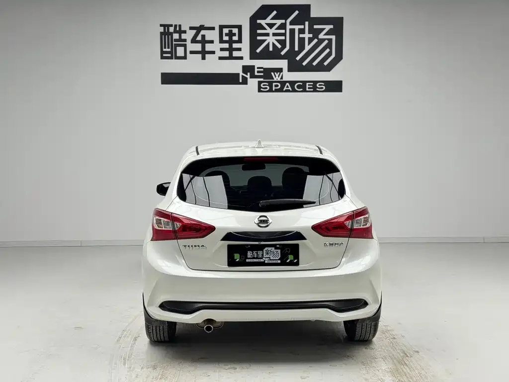 Nissan Tiida 2023 из CN, фото 10