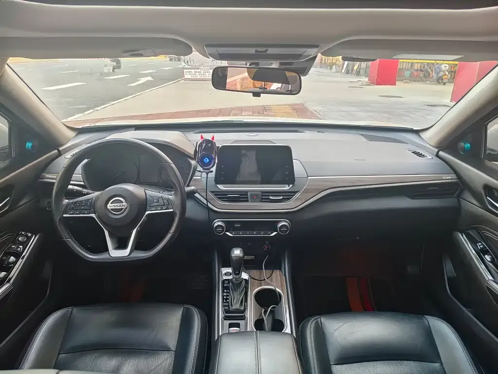 Nissan Teana 2022 из CN, фото 2