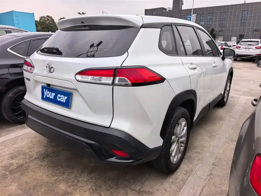 Toyota Frontlander 2022 из CN, фото 8