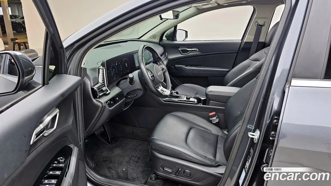 Kia Sportage — фото 8