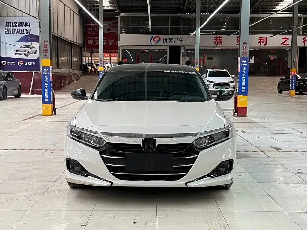 Honda Accord — фото 5