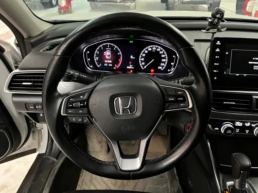Honda Accord — фото 4