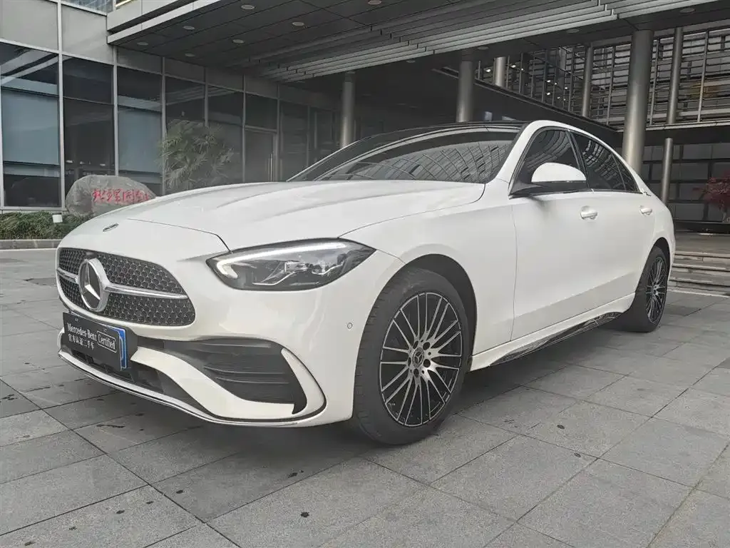 Mercedes-Benz C-Class — фото 1