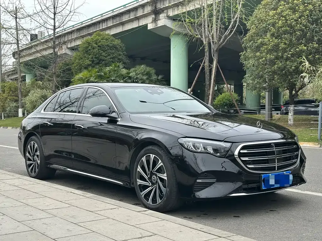 Mercedes-Benz E-Class 2024 из CN, фото 10