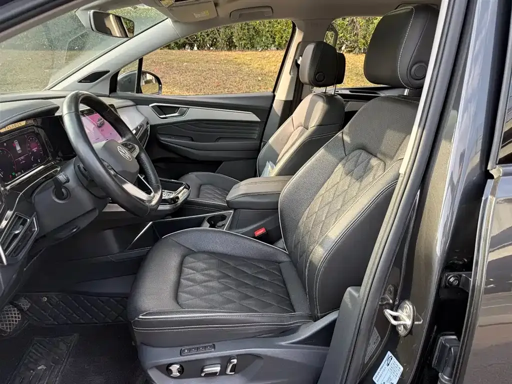 Volkswagen Talagon 2022 из CN, фото 7