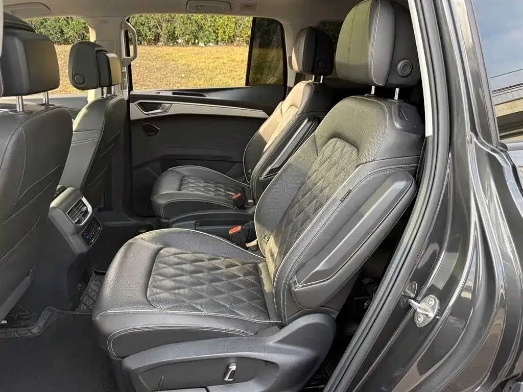 Volkswagen Talagon 2022 из CN, фото 9