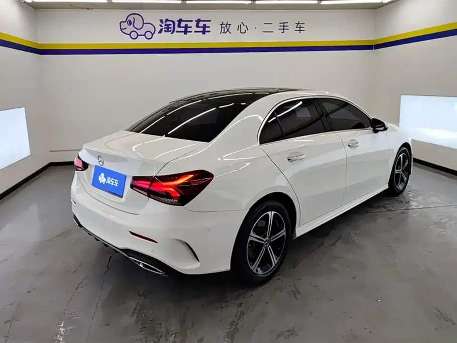 Mercedes-Benz A-Class 2023 из CN, фото 8