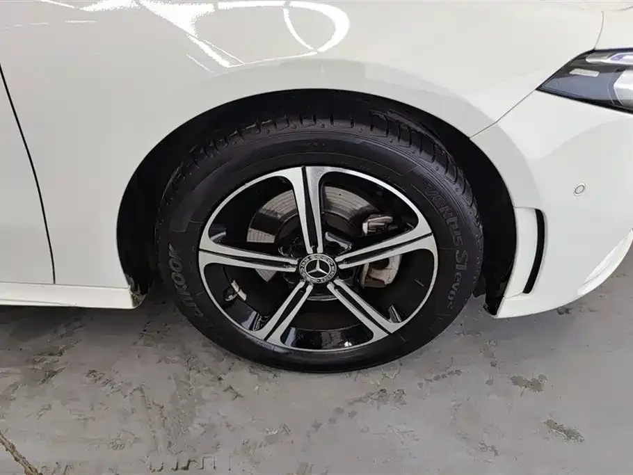 Mercedes-Benz A-Class 2023 из CN, фото 7