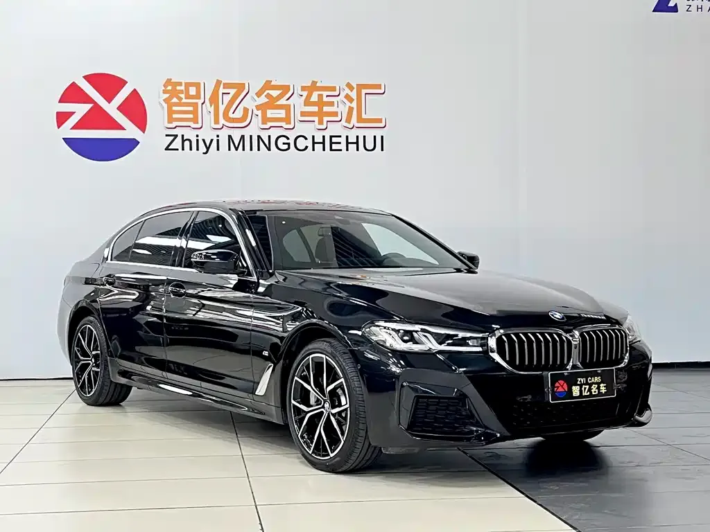 BMW 5 Series — фото 4