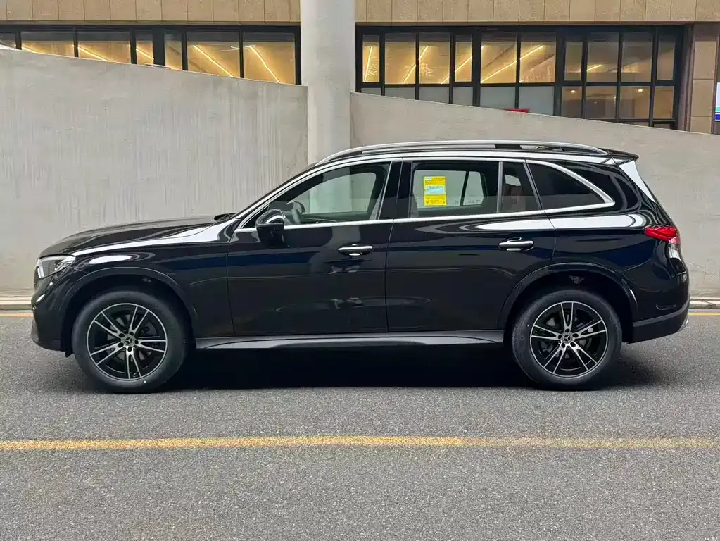Mercedes-Benz GLC — фото 10