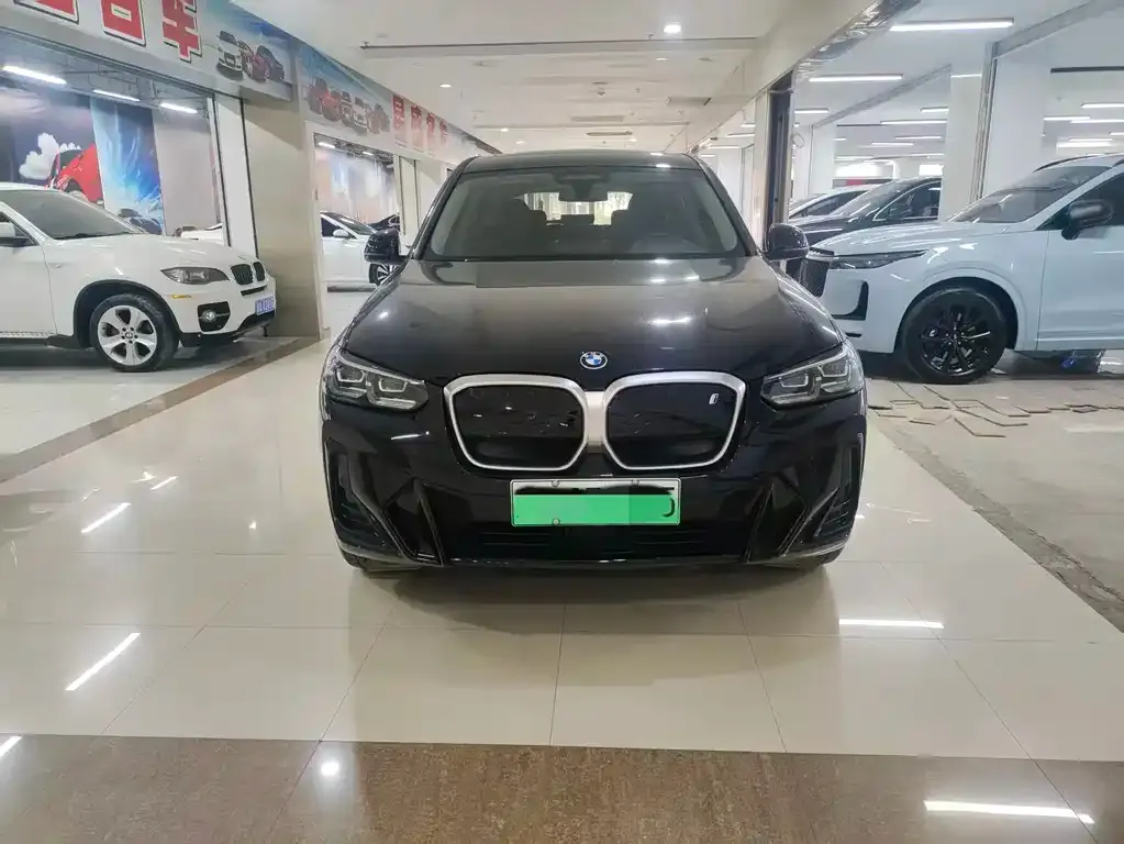 BMW iX3 2024 из CN, фото 4