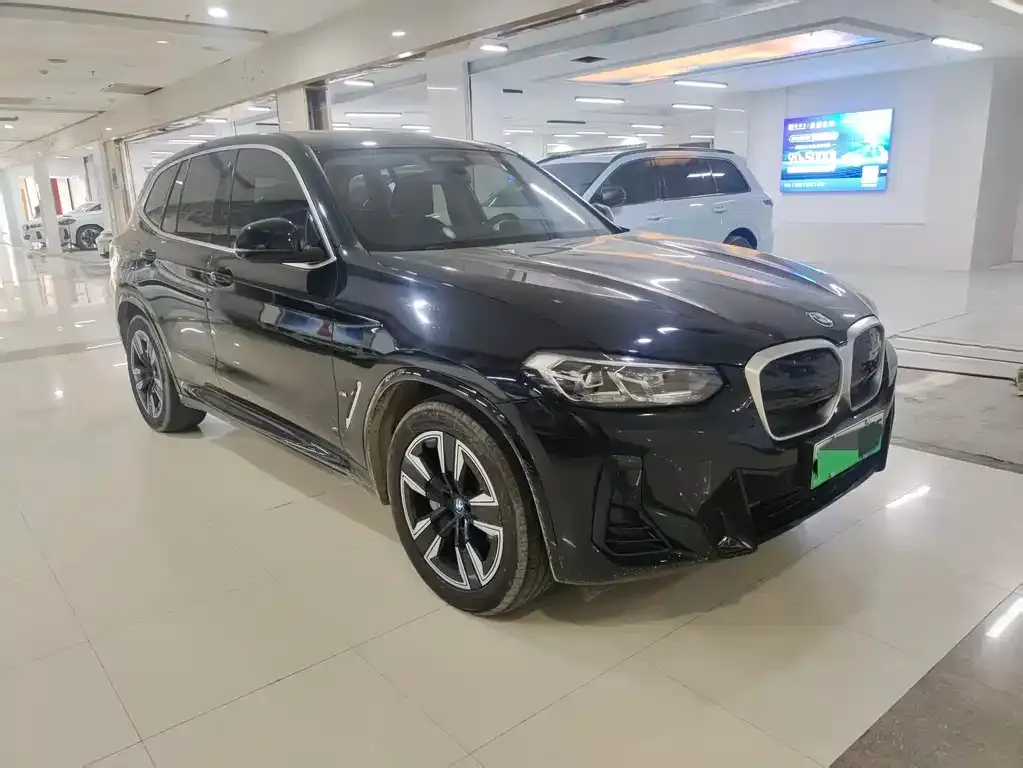 BMW iX3 2024 из CN, фото 5
