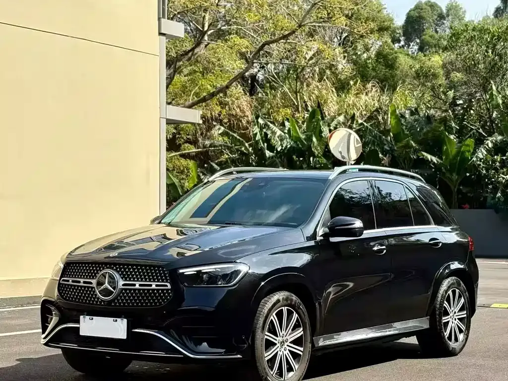 Mercedes-Benz GLE — фото 1