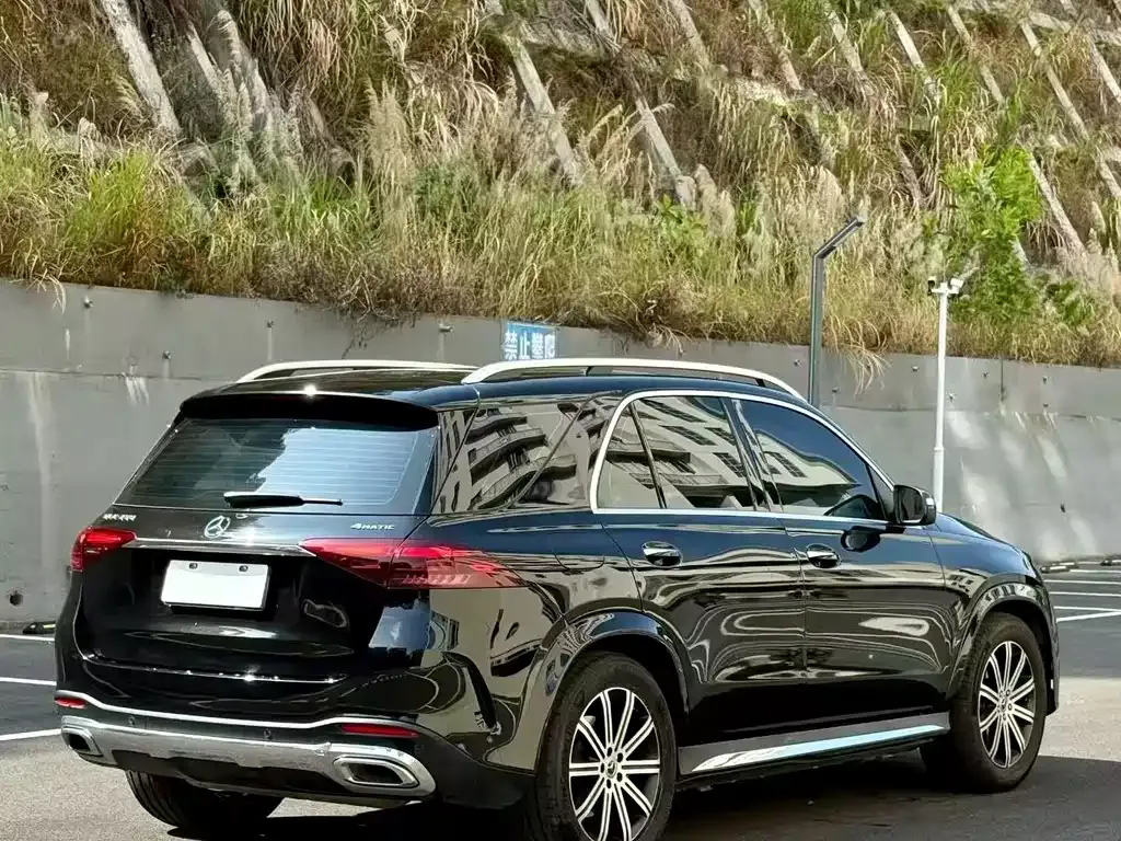 Mercedes-Benz GLE — фото 10