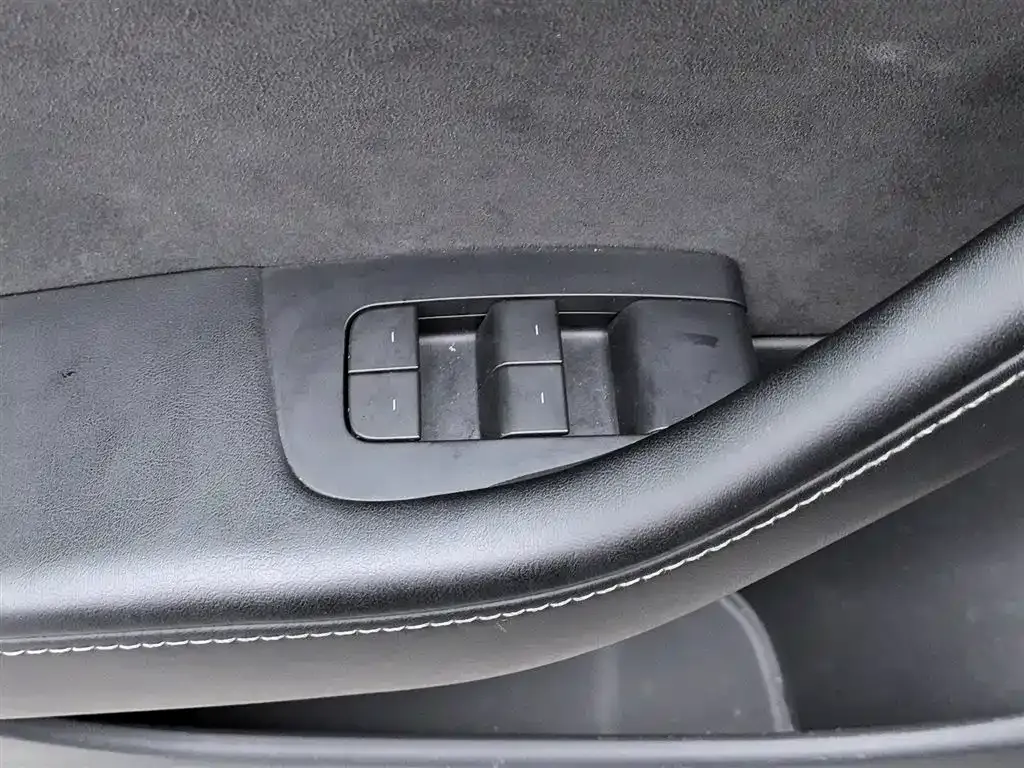 Tesla Model 3 2023 из CN, фото 8