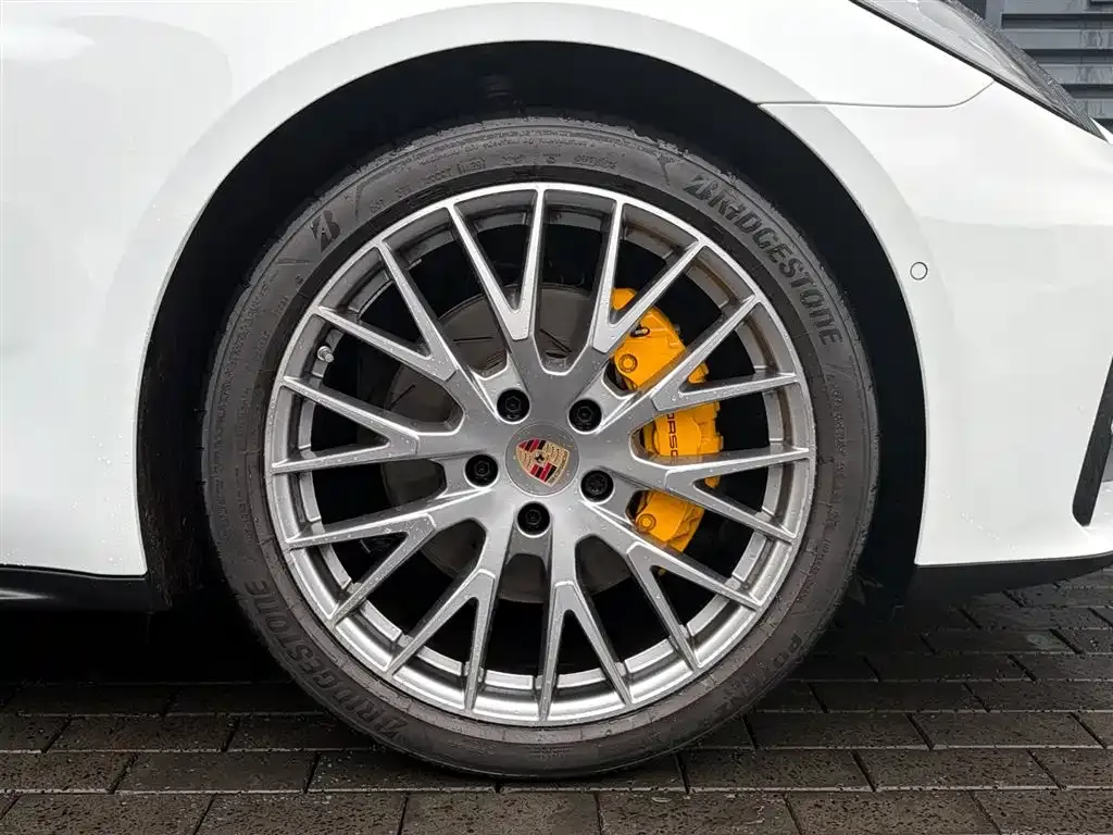 Porsche Panamera 2026 из CN, фото 8