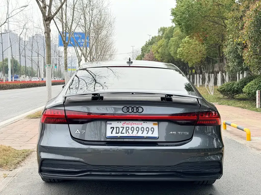 Audi A7 — фото 8