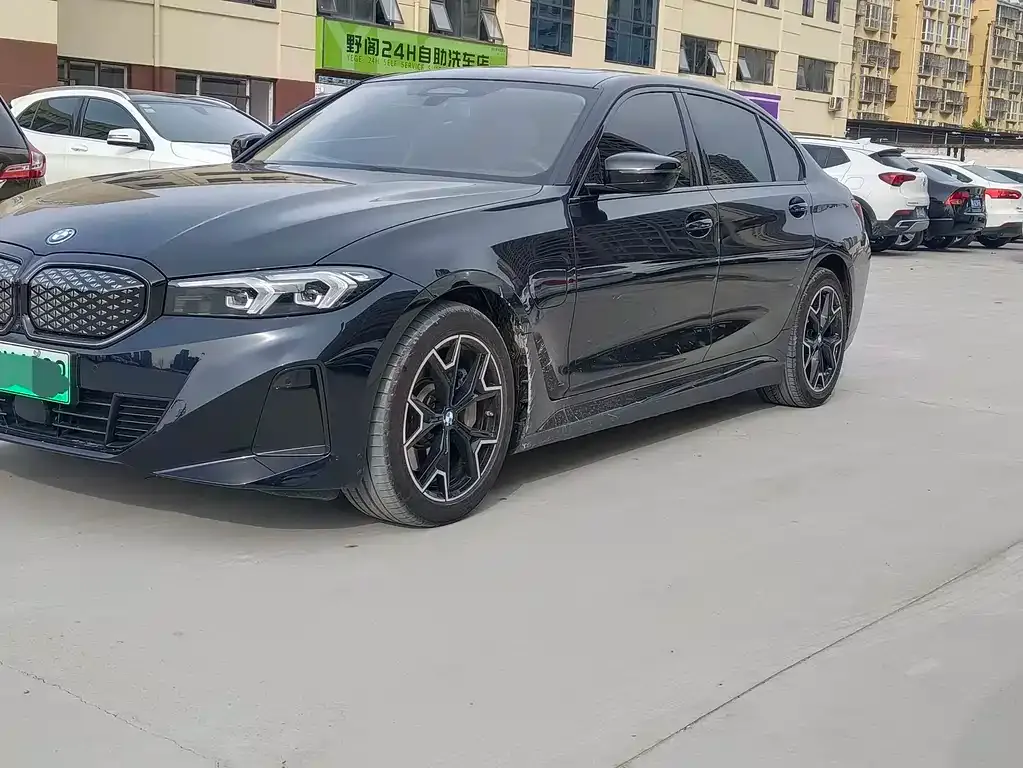 BMW i3 2025 из CN, фото 1