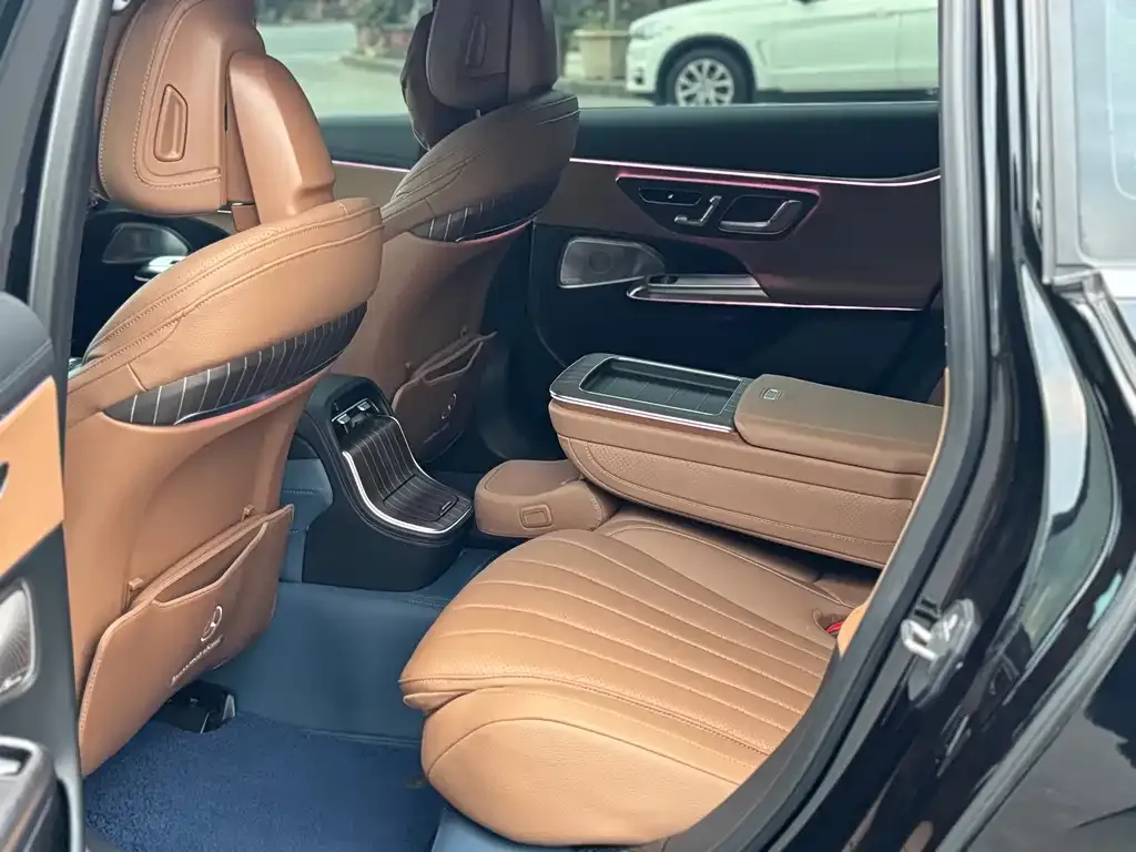 Mercedes-Benz E-Class 2024 из CN, фото 5