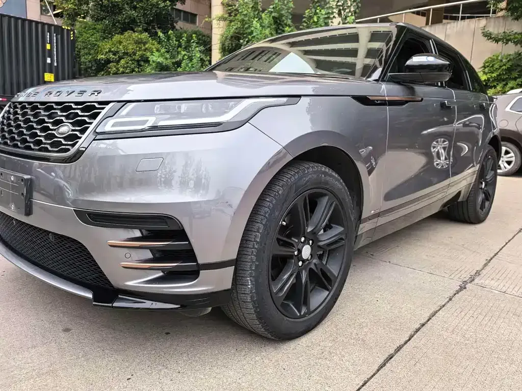 Land Rover Velar — фото 10