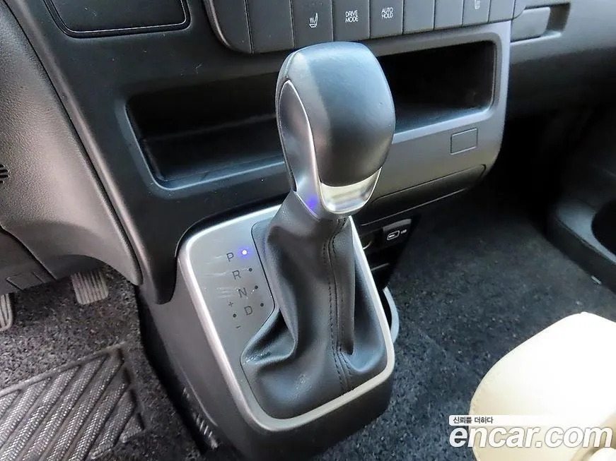 Hyundai Staria — фото 10