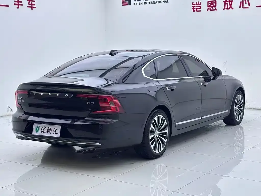 Volvo S90 — фото 4