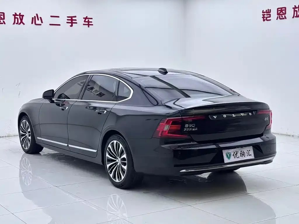 Volvo S90 — фото 5