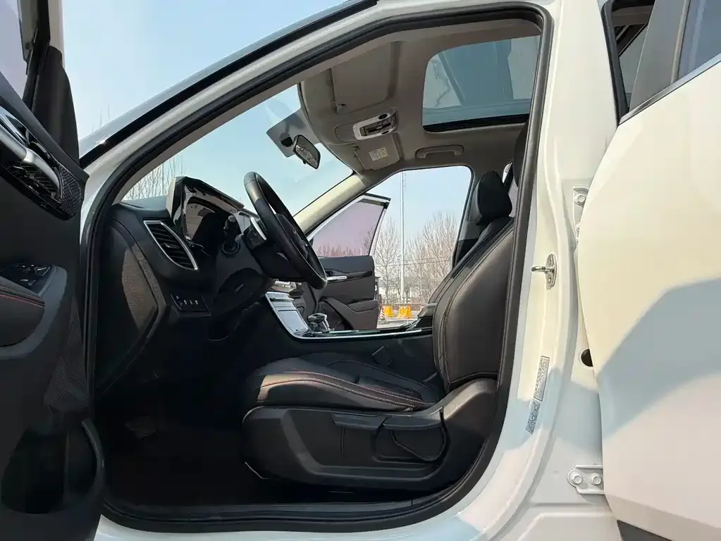 Kia KX3 — фото 4