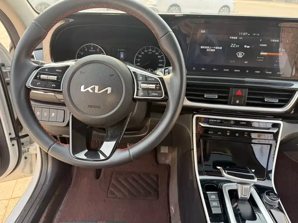 Kia KX3 — фото 7