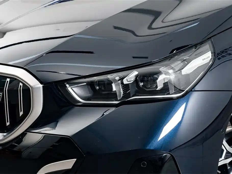 BMW i5 — фото 4