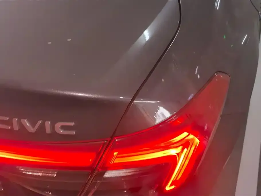 Honda Civic 2022 из CN, фото 2