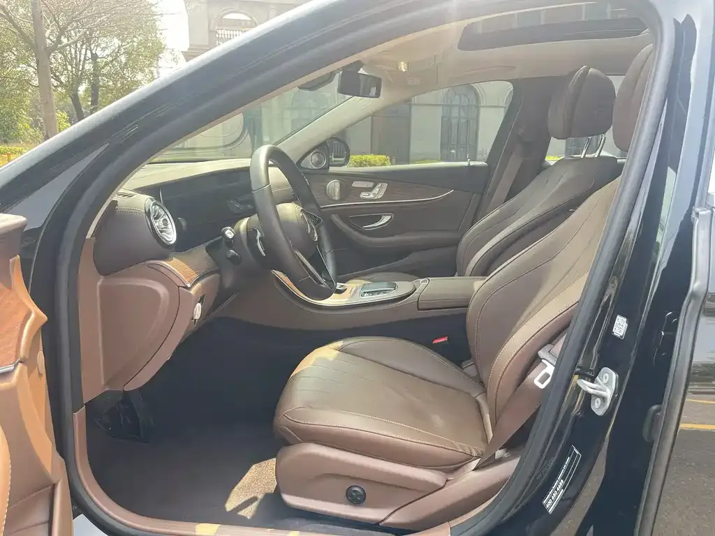 Mercedes-Benz E-Class 2021 из CN, фото 2