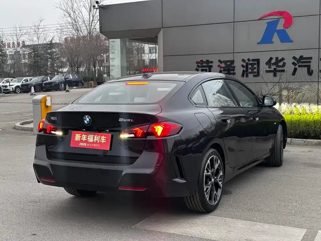 BMW 2 Series 2025 из CN, фото 6