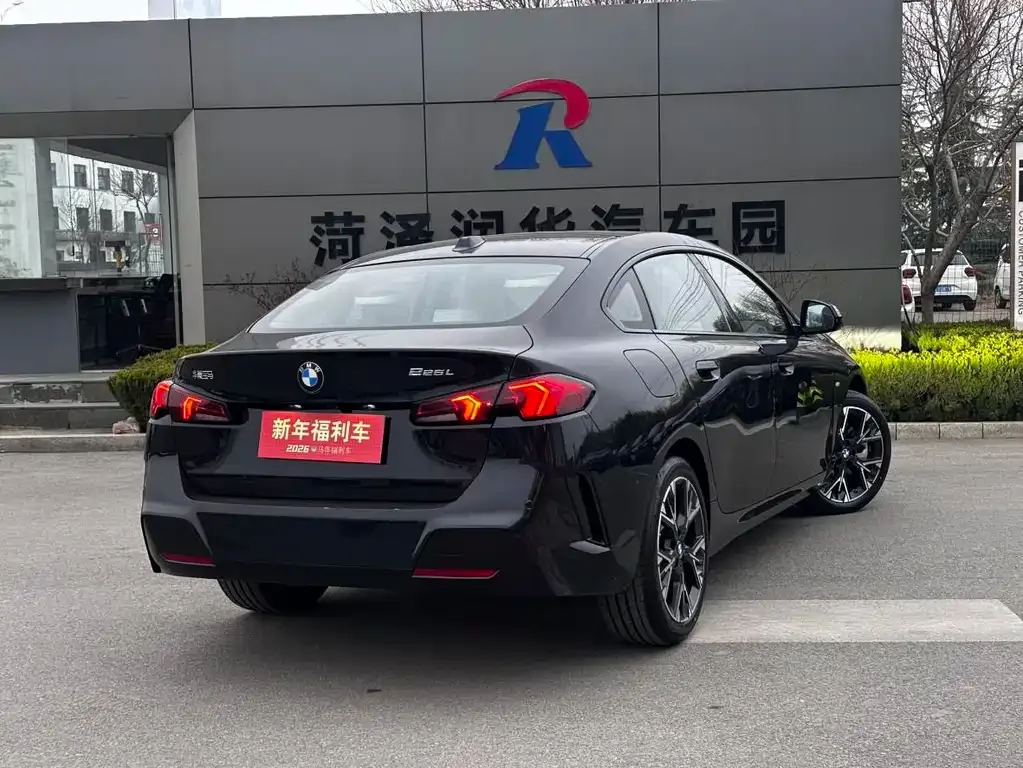 BMW 2 Series 2025 из CN, фото 9