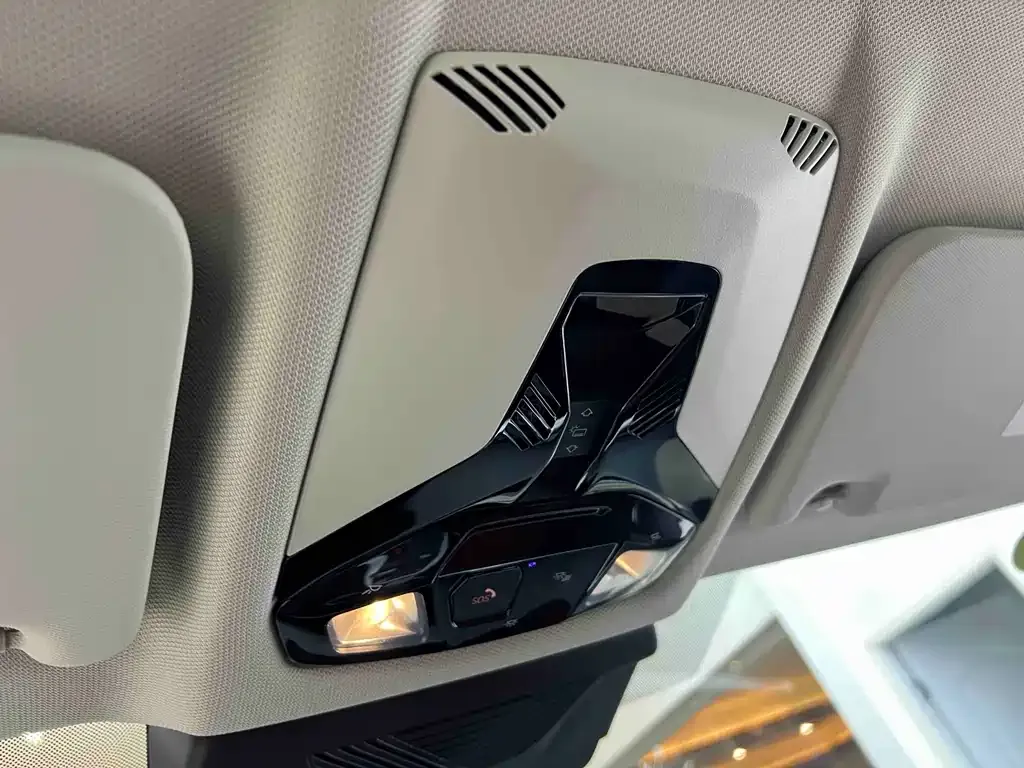 BMW X1 2025 из CN, фото 10