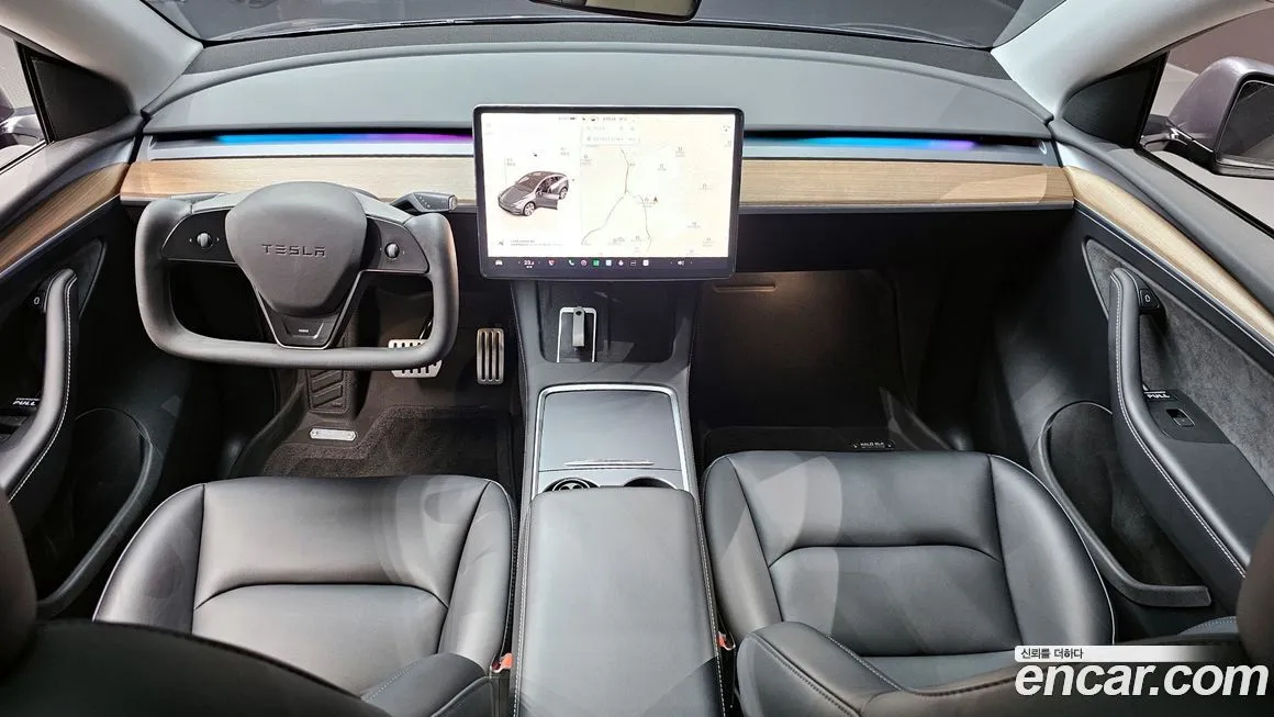 Tesla Model Y — фото 6