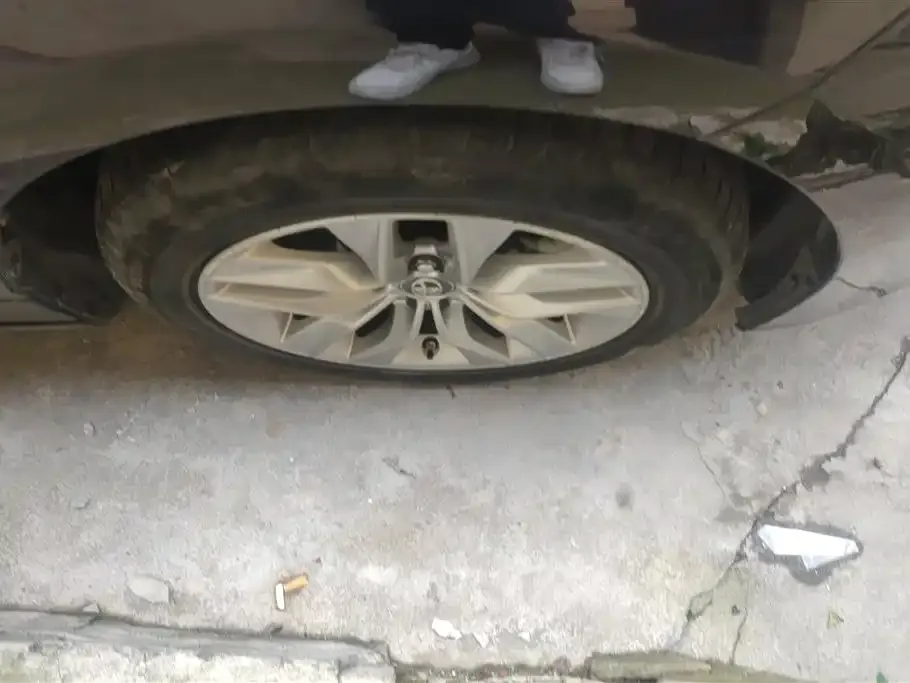 Toyota Avalon 2022 из CN, фото 5