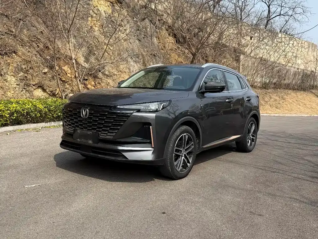 Changan CS55PLUS — фото 1