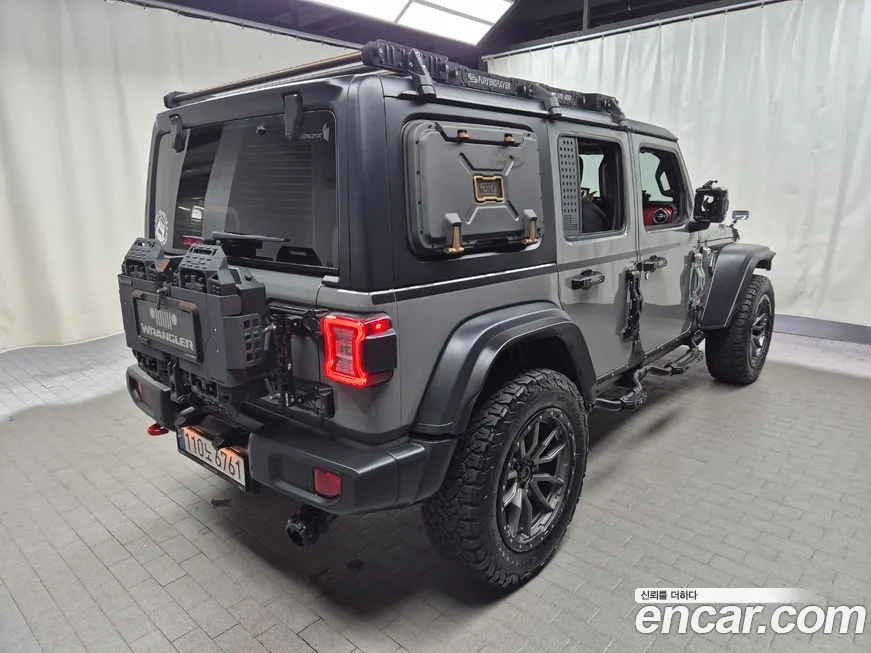 Jeep Wrangler — фото 3