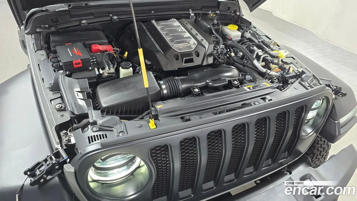 Jeep Wrangler — фото 10