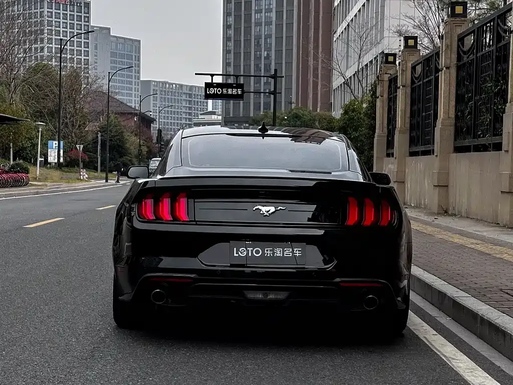 Ford Mustang 2022 из CN, фото 3