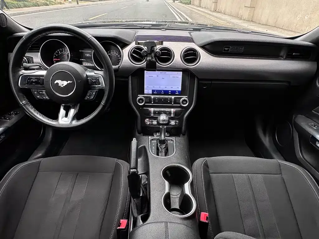 Ford Mustang 2022 из CN, фото 4