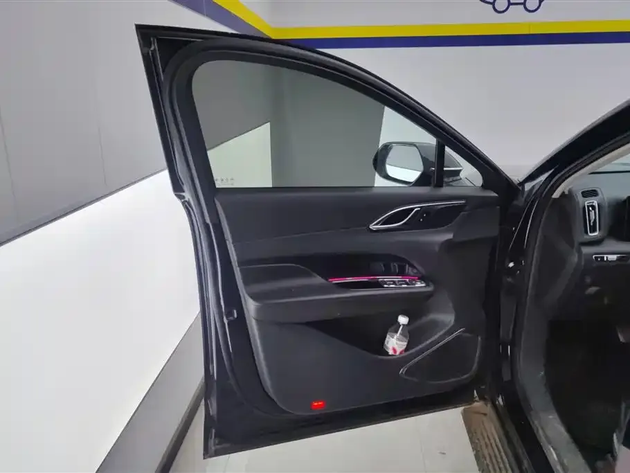 Hongqi HS3 PHEV 2025 из CN, фото 5