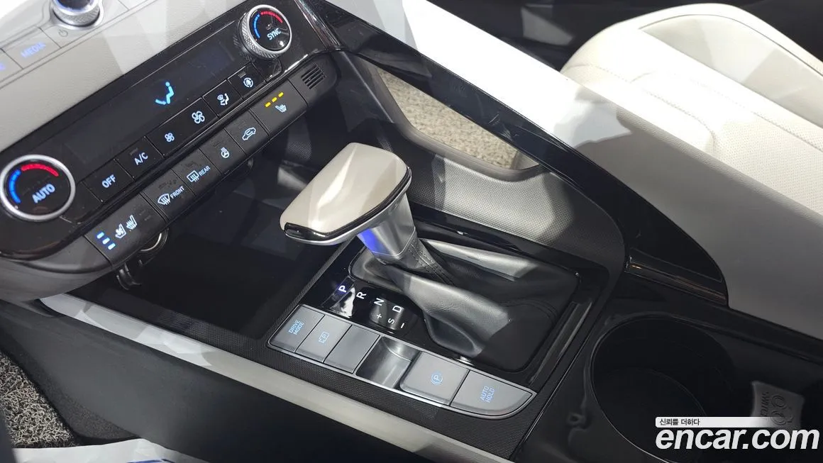 Hyundai AVANTE — фото 7