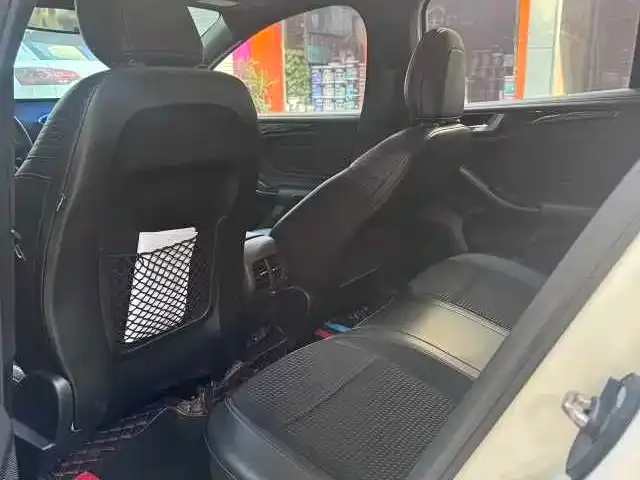 Ford Focus 2021 из CN, фото 3