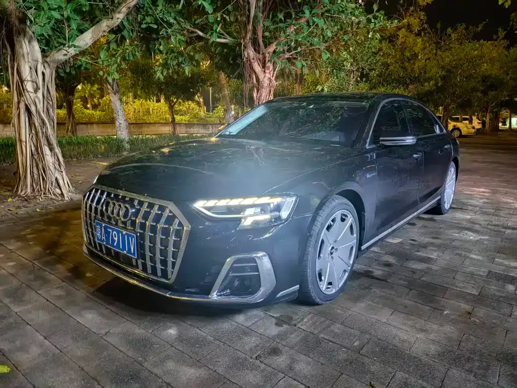 Audi A8 2023 из CN, фото 1
