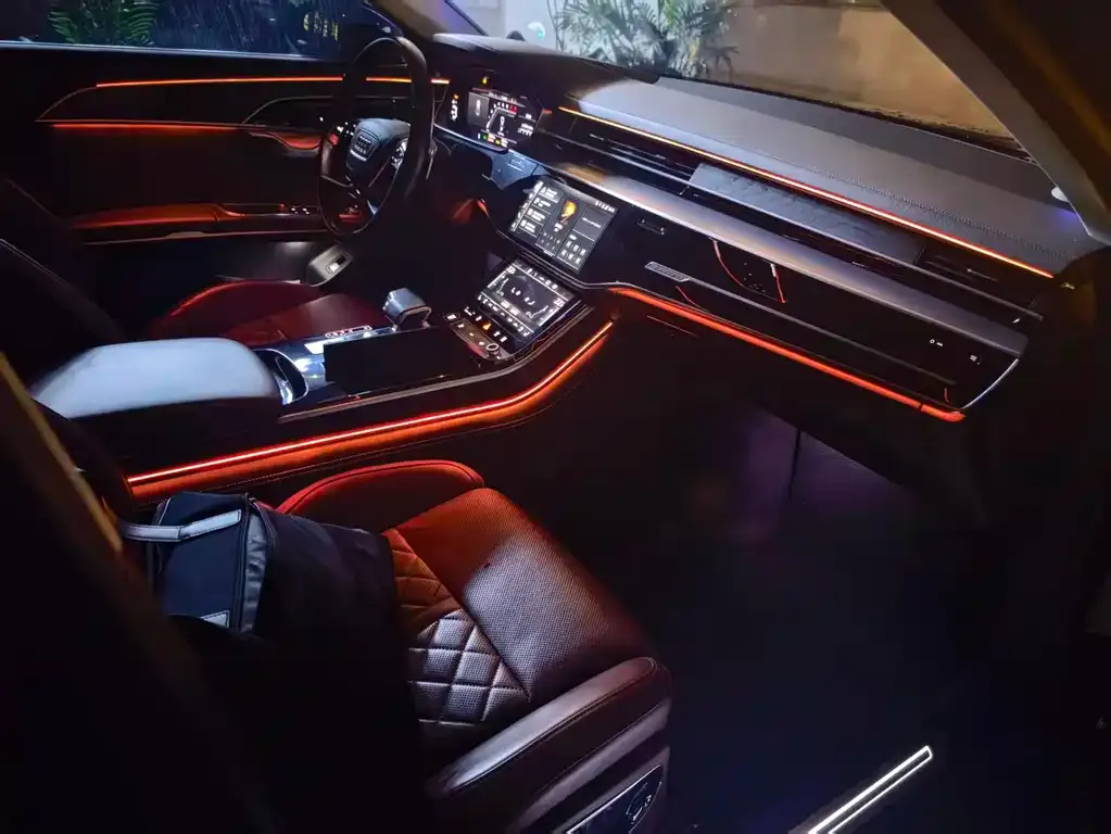 Audi A8 2023 из CN, фото 4
