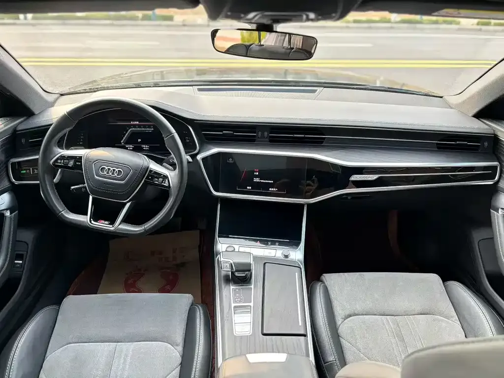 Audi A6L 2024 из CN, фото 3