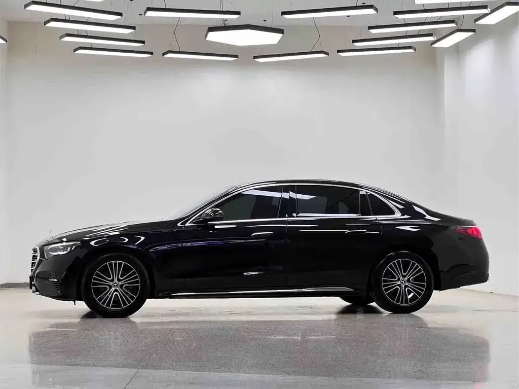 Mercedes-Benz E-Class 2026 из CN, фото 3