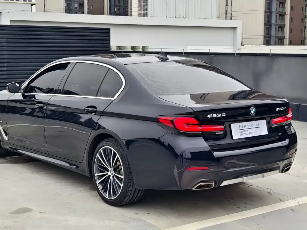 BMW 5 Series — фото 3